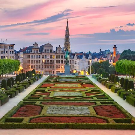 Grand Sablon Stylish Brussels City Center Apartment Exterior photo