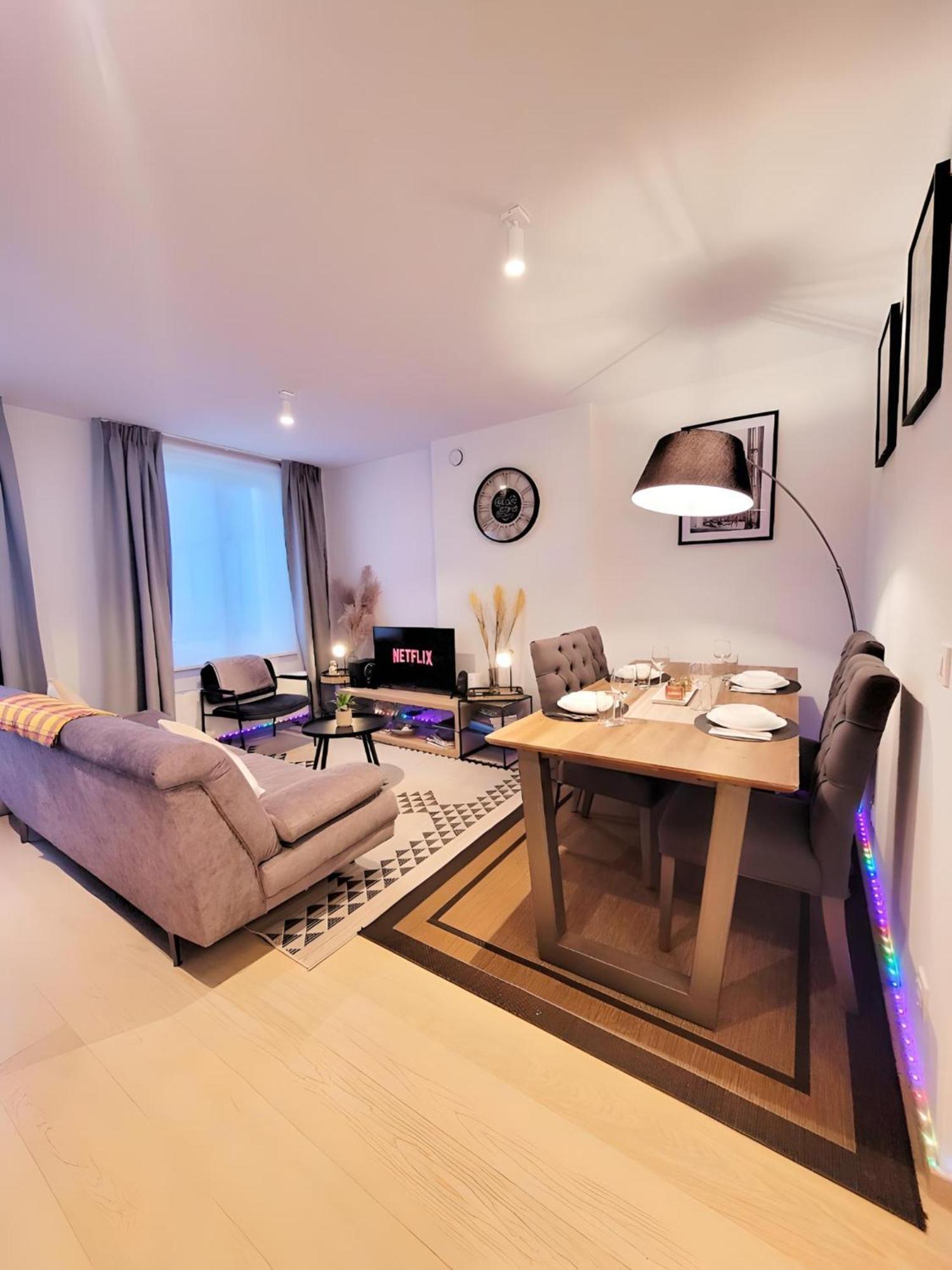 Grand Sablon Stylish Brussels City Center Apartment Exterior photo